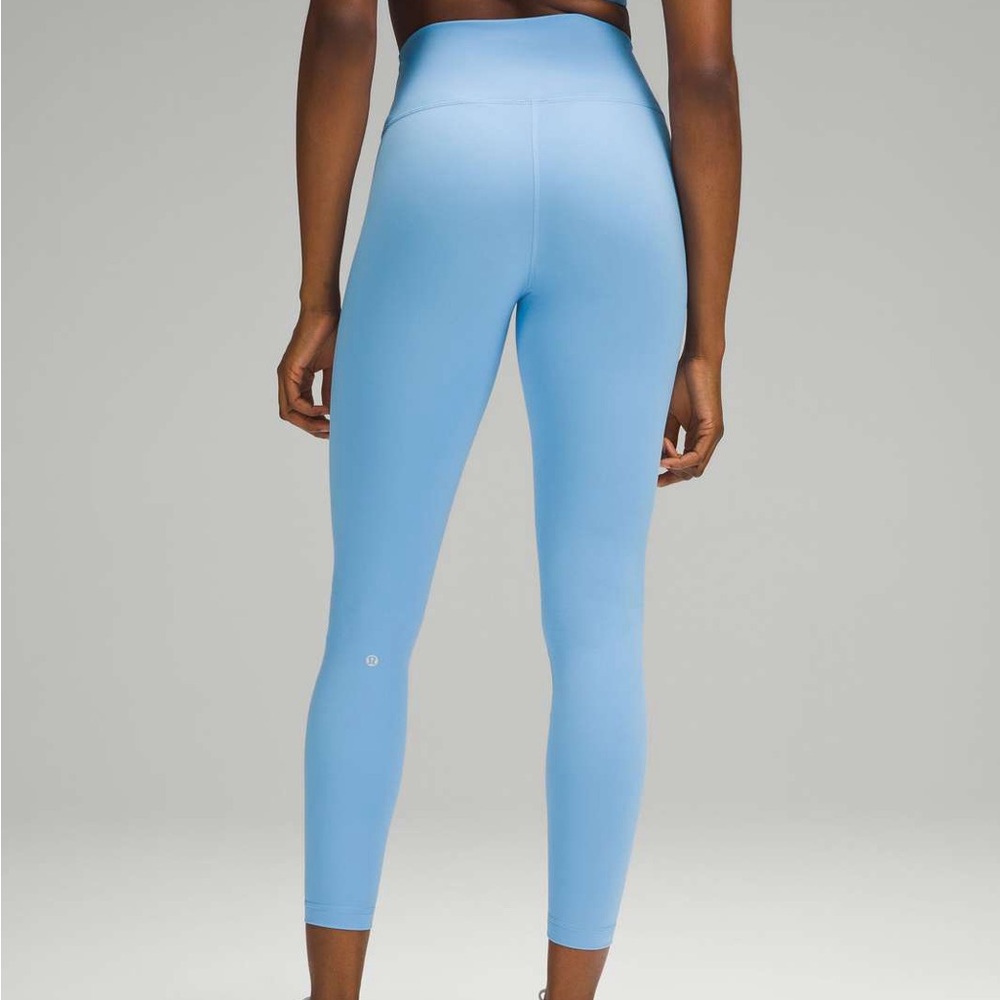 Lululemon Size 14 Wunder Train High Rise HR 28" Aero Blue